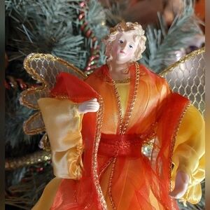 NWOT. Vintage* Angel Tree Topper, Gold Gown 90s (2 of 2)